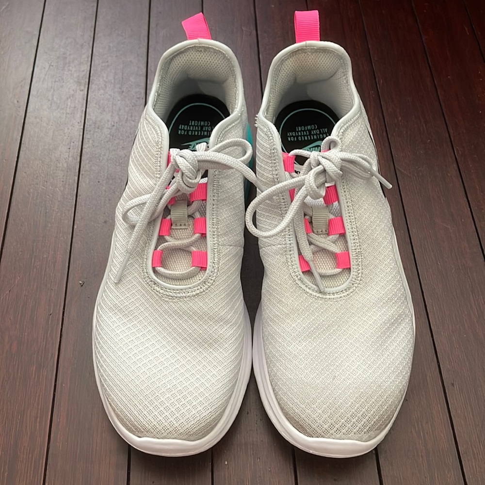 Nike Air Max Motion 2 - Picture 2 of 7